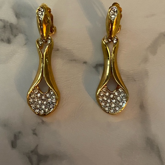 Clip on diamond dangle earrings - Picture 3 of 4